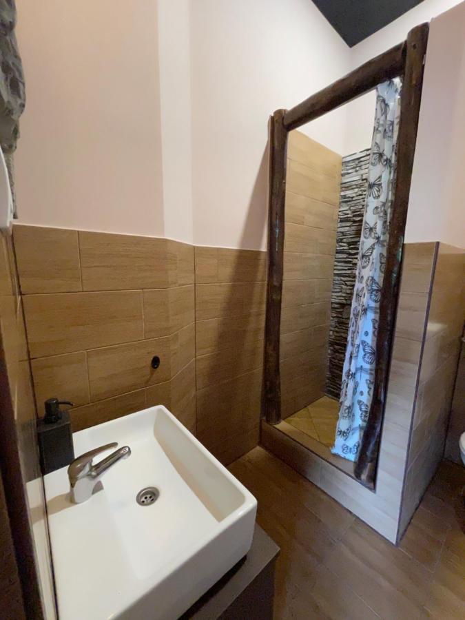 Smeraldo Apartmanok שיופוק מראה חיצוני תמונה